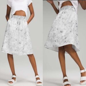 Lululemon Lightweight‎ Pull On Super High Rise Midi Skirt Aquila Rhino Grey Sz 4